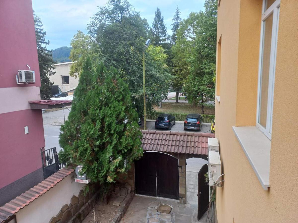 Стаи За Гости Toda Trojan Exterior foto