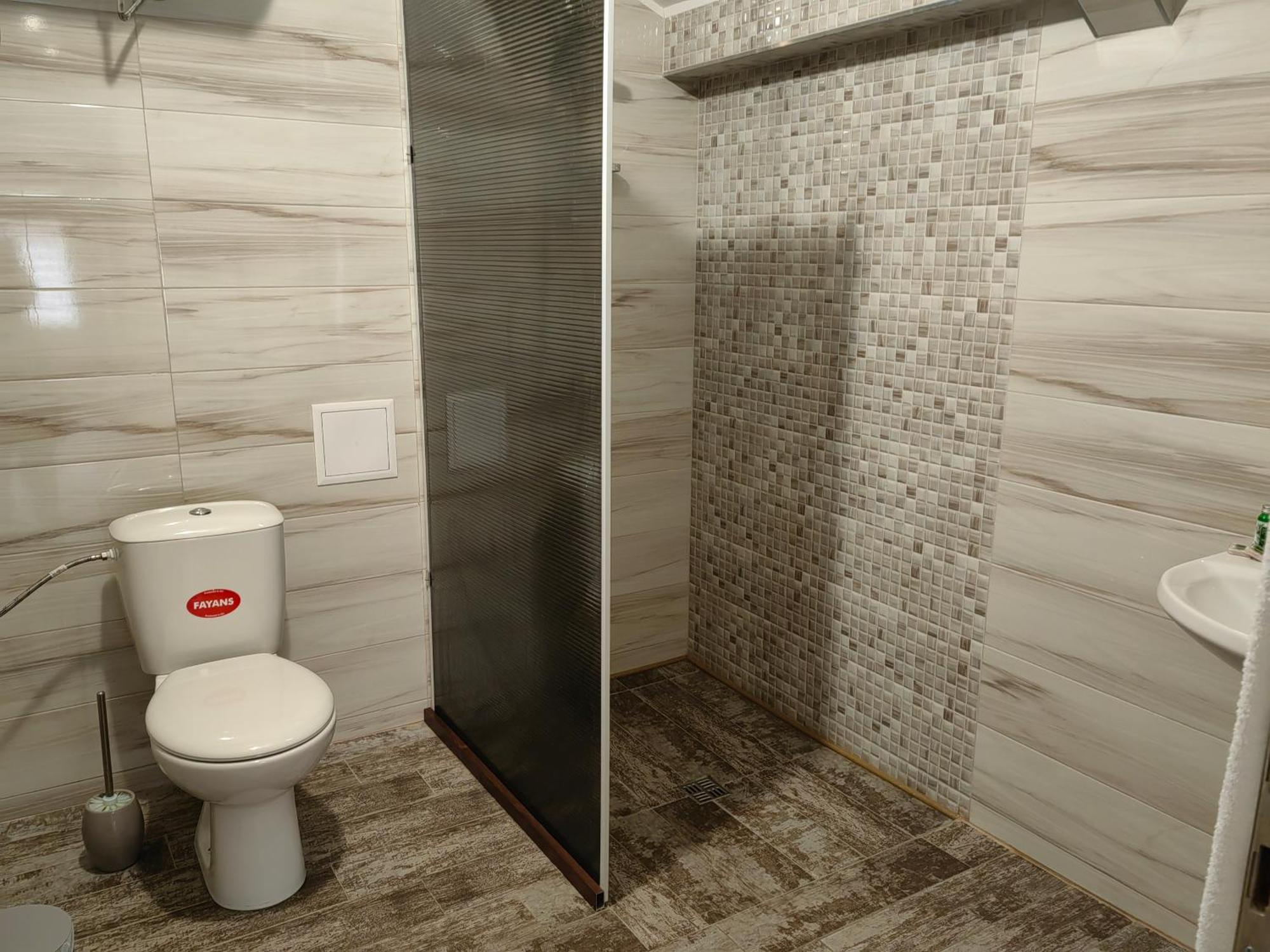 Стаи За Гости Toda Trojan Exterior foto